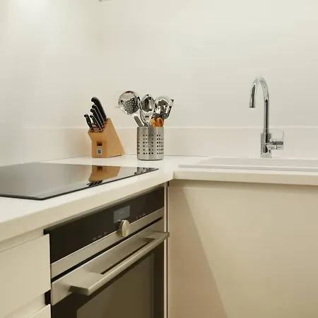 Pick A Flat's In Saint Germain - Rue Corneille Paris