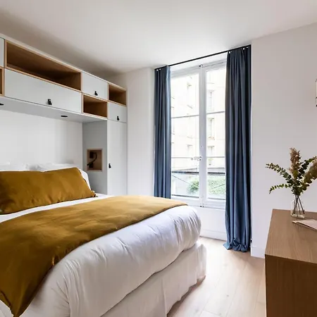 Pick A Flat's In Saint Germain - Rue Corneille * Paris