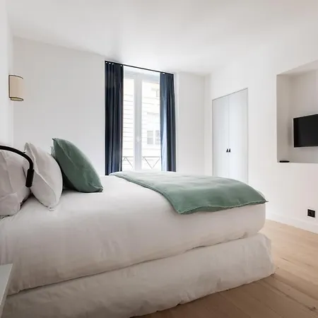 Pick A Flat's In Saint Germain - Rue Corneille * Paris