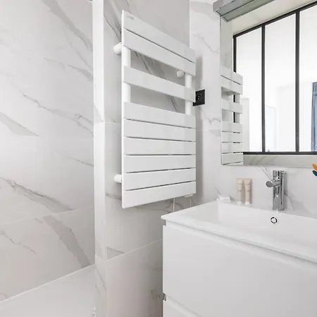 Pick A Flat's In Saint Germain - Rue Corneille *