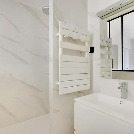 Pick A Flat's In Saint Germain - Rue Corneille