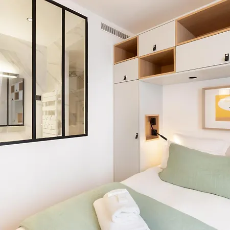 Pick A Flat's In Saint Germain - Rue Corneille *