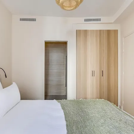 Pick A Flat's In Saint Germain - Rue Corneille Parijs