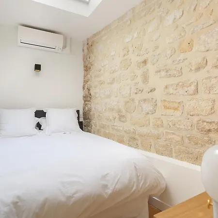 Apartment Pick A Flat's In Saint Germain - Rue Corneille Paris