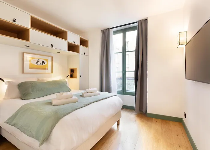 Pick A Flat's In Saint Germain - Rue Corneille Parijs