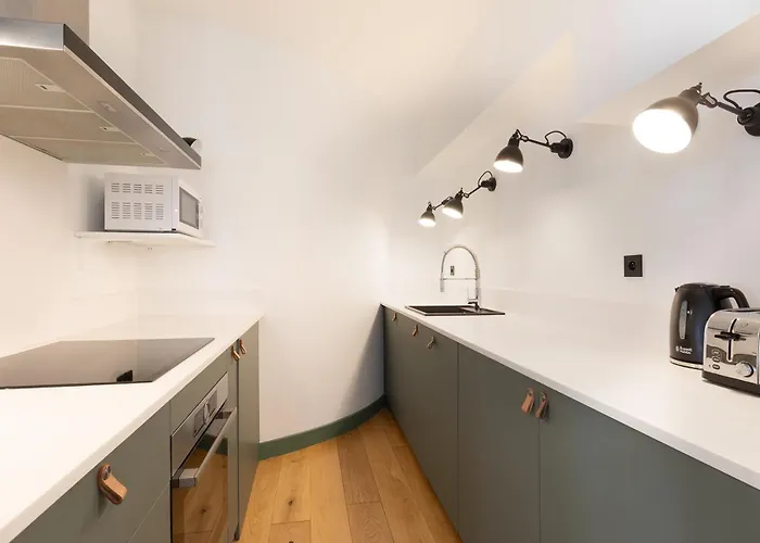 Pick A Flat's In Saint Germain - Rue Corneille * Parijs