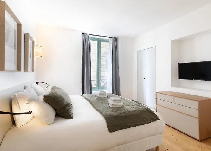 Pick A Flat's In Saint Germain - Rue Corneille Parijs